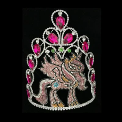 Paj Yeeb Unicorn Crowns